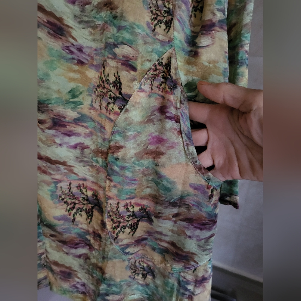 Multicolor Button-Up Shirt - Picture 4 of 6